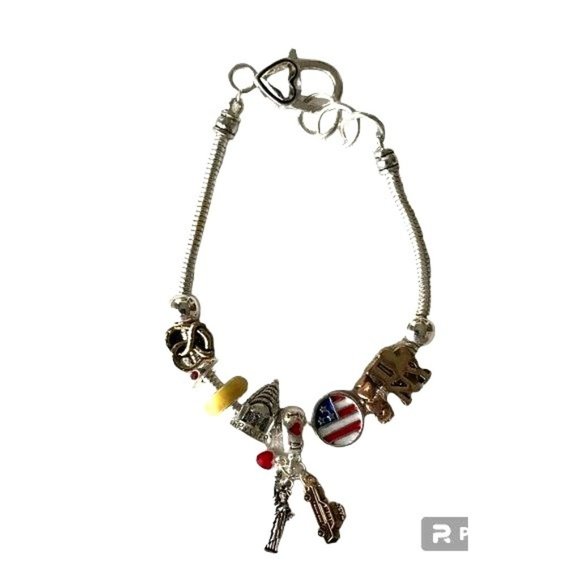 New York Charm Bracelet I Love NY Taxi Heart Statue of Liberty New Big A… - Picture 8 of 12